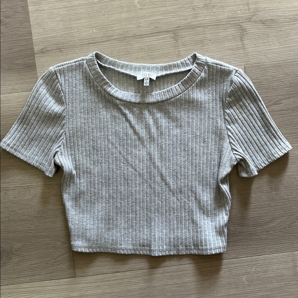 Gray Ribbed Knit Skirt by - Picture 2 of 5